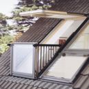 Окно-балкон и терраса Velux. Самые эффектные решения: окно, превращающееся в балкон, и терраса.